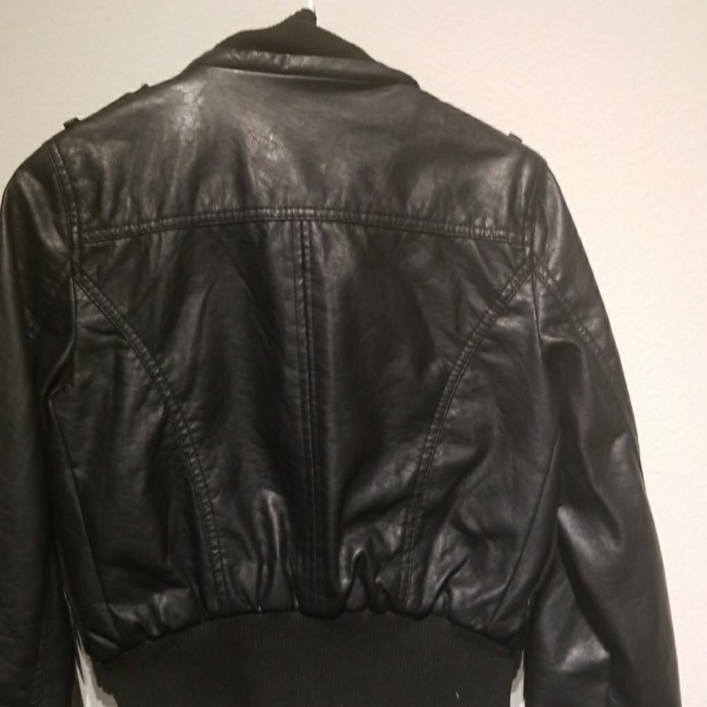 Jacket - Picture 4 of 5
